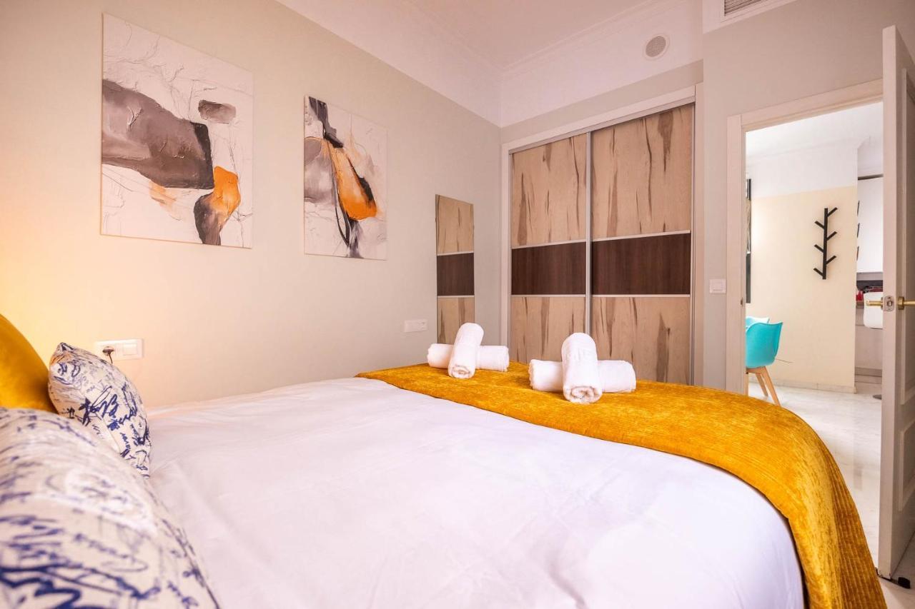 Slava Luxury Suite Séville Extérieur photo